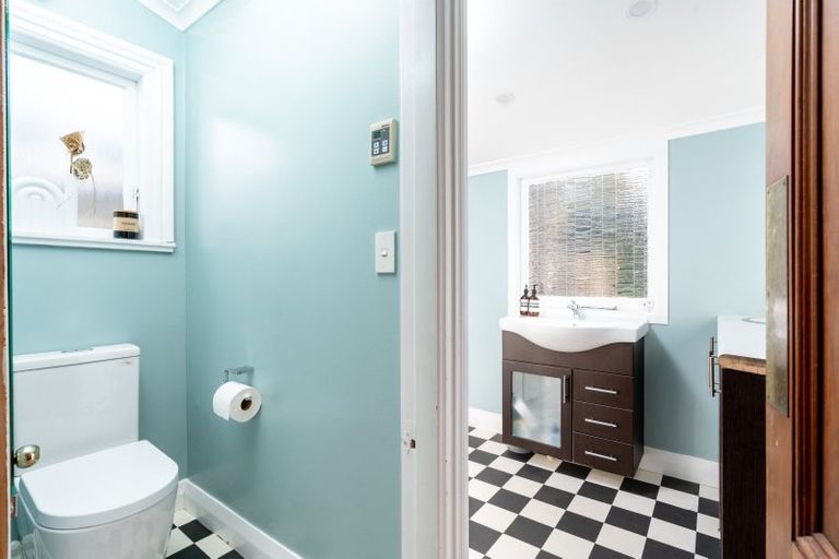 Photo of property in 232 Adelaide Road, Newtown, Wellington, 6021