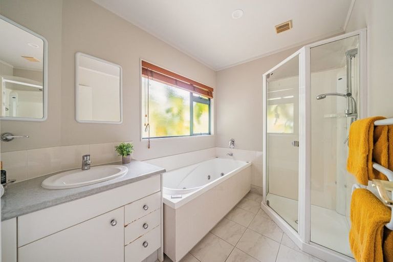 Photo of property in 34 Birkinshaw Grove, Riverstone Terraces, Upper Hutt, 5018