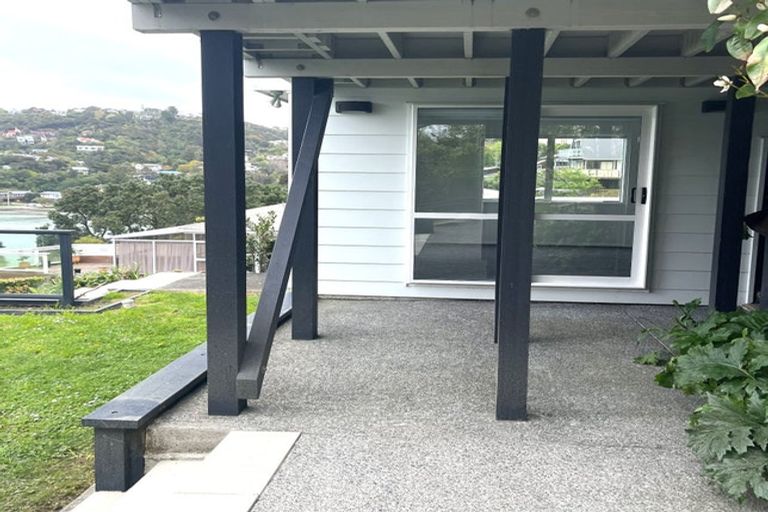 Photo of property in 52 Seaview Road, Paremata, Porirua, 5024