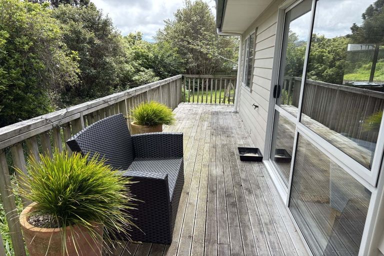 Photo of property in 24a Taylor Terrace, Tawa, Wellington, 5028