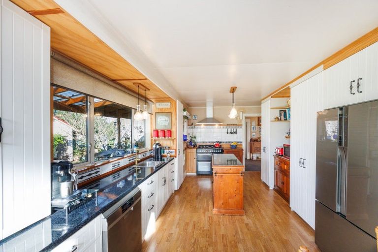 Photo of property in 376 Pohangina Road, Ashhurst, 4884