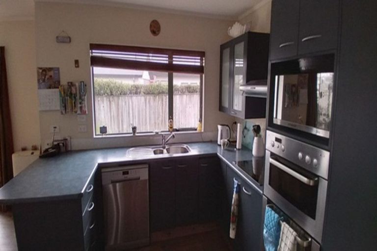 Photo of property in 100 Weggery Drive, Waikanae Beach, Waikanae, 5036