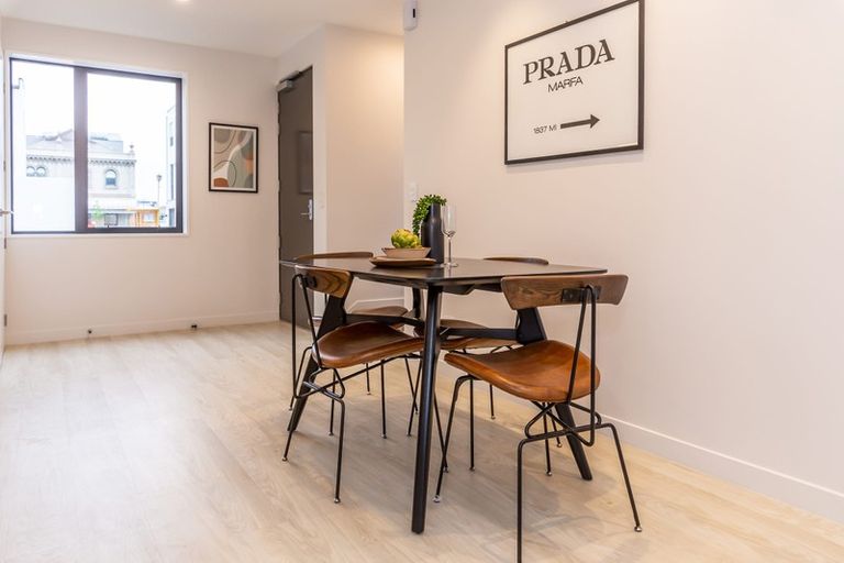 Photo of property in 2/251 Madras Street, Christchurch Central, Christchurch, 8011