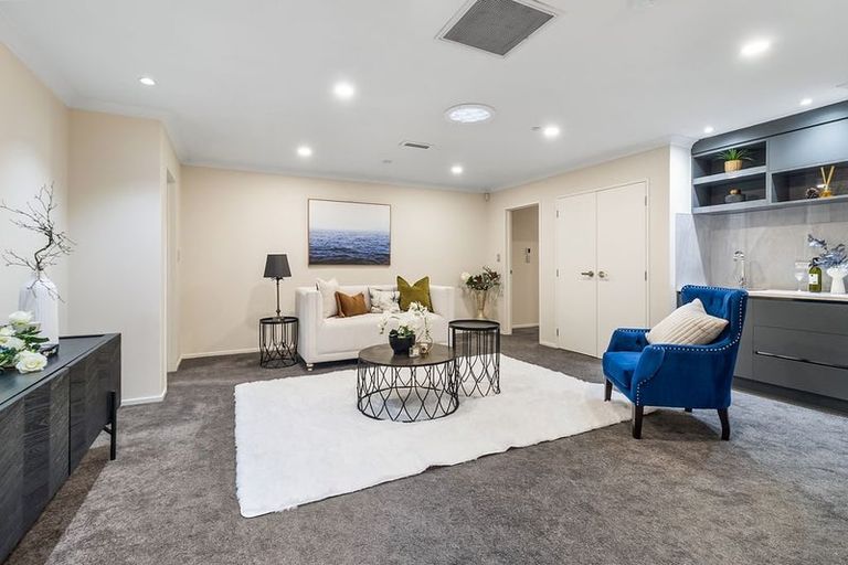 Photo of property in 265 Flat Bush School Road, Flat Bush, Auckland, 2019