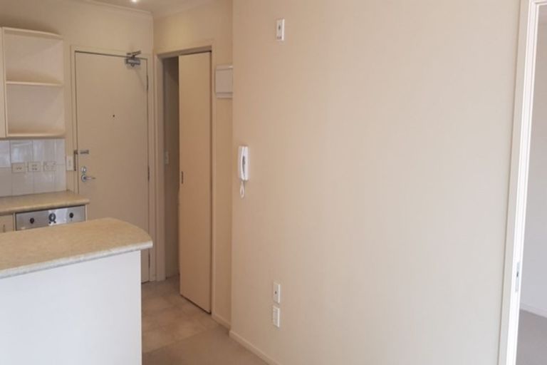 Photo of property in 1i/18 Ronwood Avenue, Manukau, Auckland, 2104