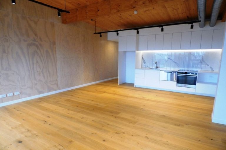 Photo of property in 9/165 Hobsonville Point Road, Hobsonville, Auckland, 0616