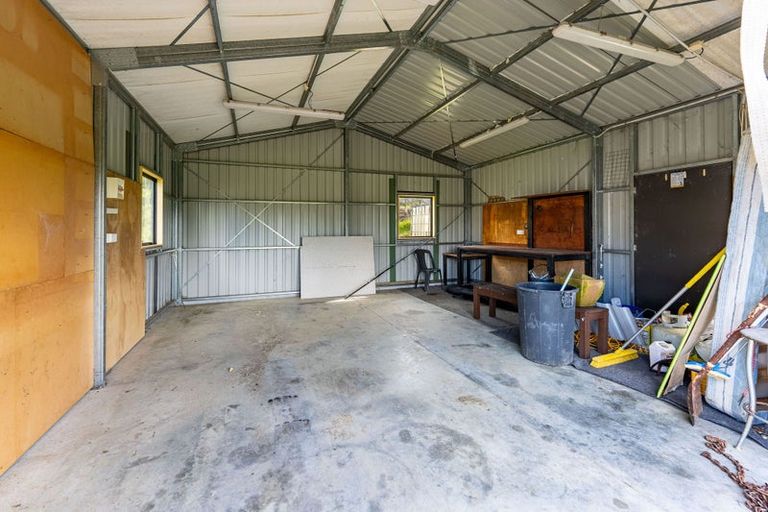 Photo of property in 308b Arapaoa Road, Tinopai, Matakohe, 0593