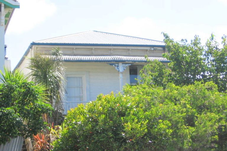 Photo of property in 38 Wright Street, Mount Cook, Wellington, 6021