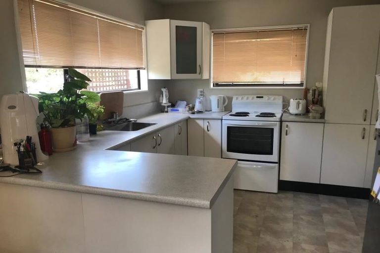 Photo of property in 115 Gilberthorpes Road, Hei Hei, Christchurch, 8042