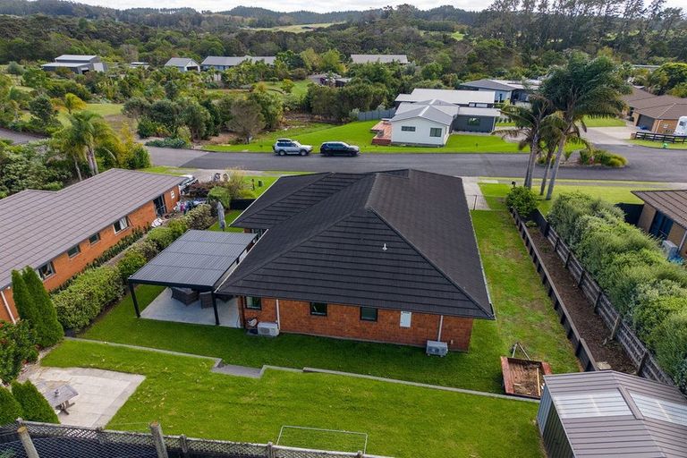 Photo of property in 5 Riverglen Drive, Haruru, 0204