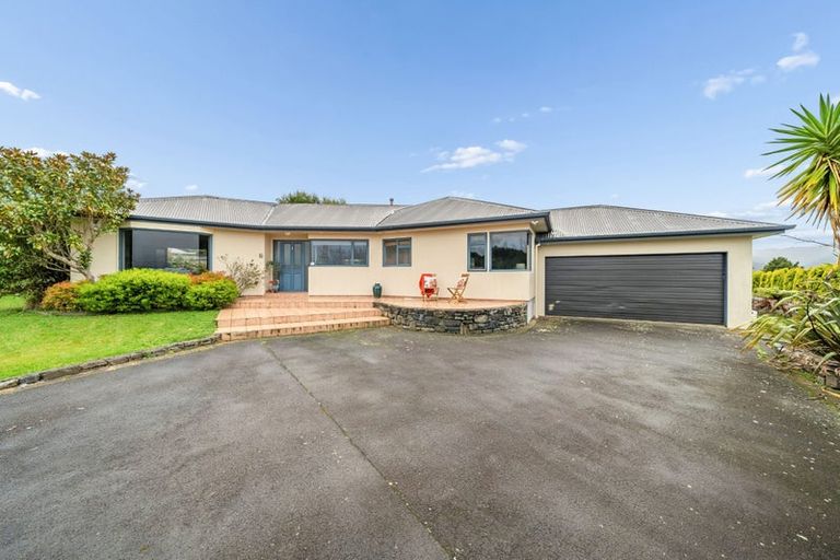Photo of property in 34 Birkinshaw Grove, Riverstone Terraces, Upper Hutt, 5018