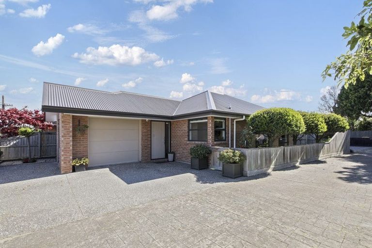 Photo of property in 1/38a Steadman Road, Broomfield, Christchurch, 8042
