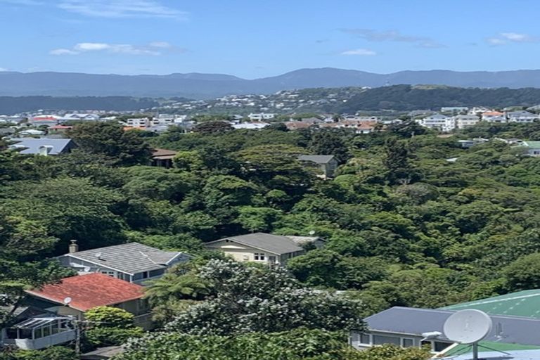 Photo of property in 46 Northland Road, Northland, Wellington, 6012