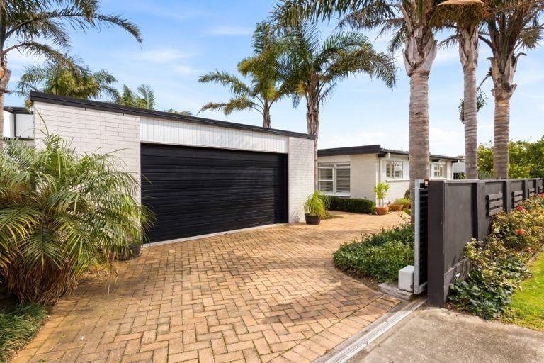 Photo of property in 17 Tweed Street, Mount Maunganui, 3116