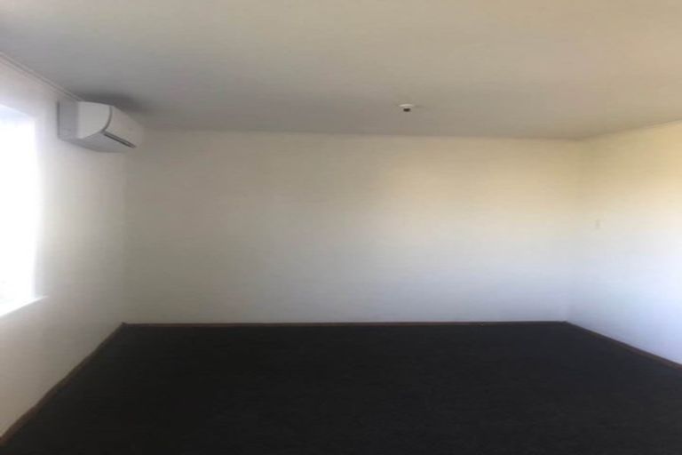 Photo of property in 26-28 Bedford Street, Cannons Creek, Porirua, 5024