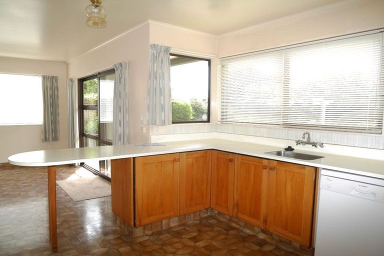 Photo of property in 63a Ngaio Road, Waikanae, 5036