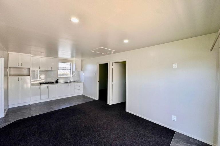 Photo of property in 54 Flat Bush Road, Clover Park, Auckland, 2023
