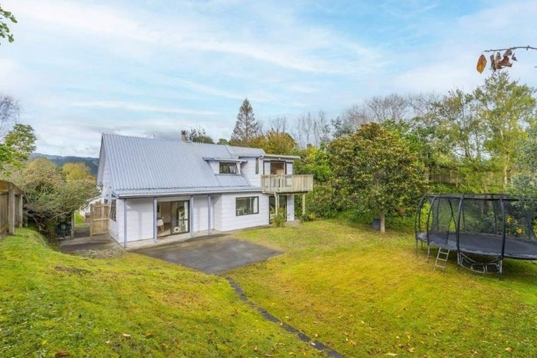 Photo of property in 33a Ratanui Road, Paraparaumu, 5032