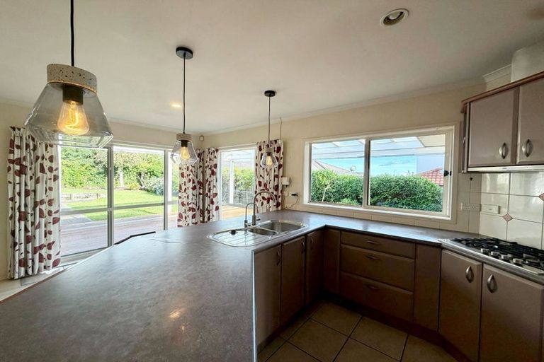 Photo of property in 12 Adrigole Place, East Tamaki, Auckland, 2013