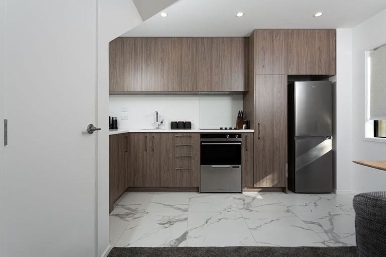 Photo of property in 8b Moa Place, Christchurch Central, Christchurch, 8013