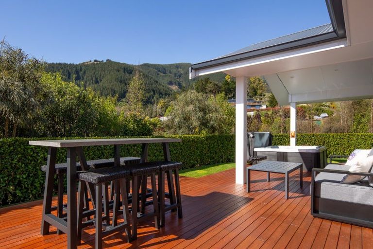 Photo of property in 10 Kingfisher Lane, Stoke, Nelson, 7011