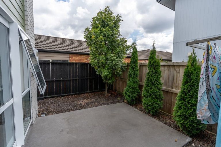 Photo of property in 14/10 Burrows Place, Frankton, Hamilton, 3204