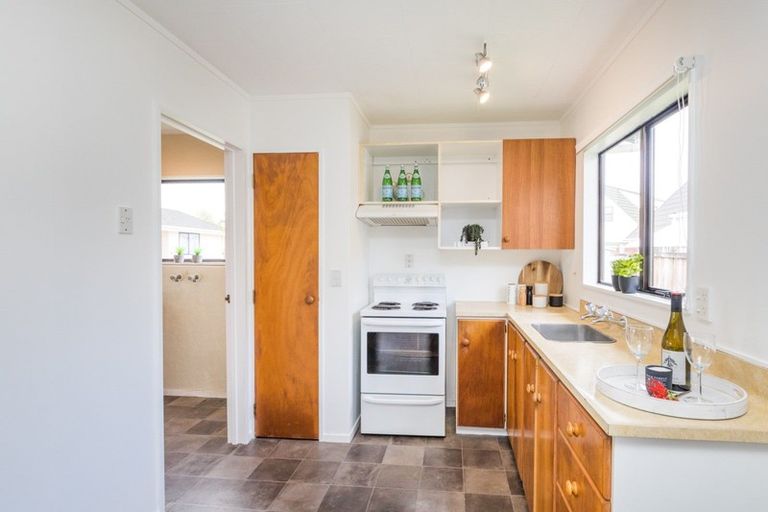 Photo of property in 4b Peter Hall Drive, Kelvin Grove, Palmerston North, 4414