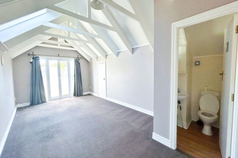 Photo of property in 33 Churchill Road, Cockle Bay, Auckland, 2014