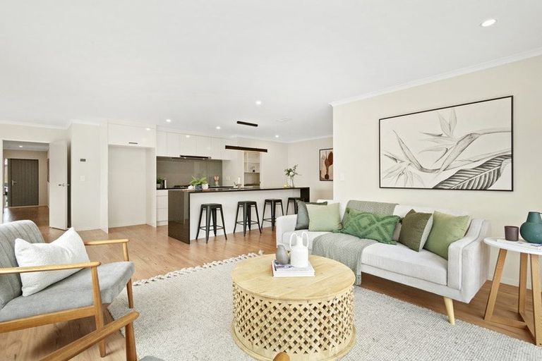 Photo of property in 127 Amesbury Drive, Churton Park, Wellington, 6037