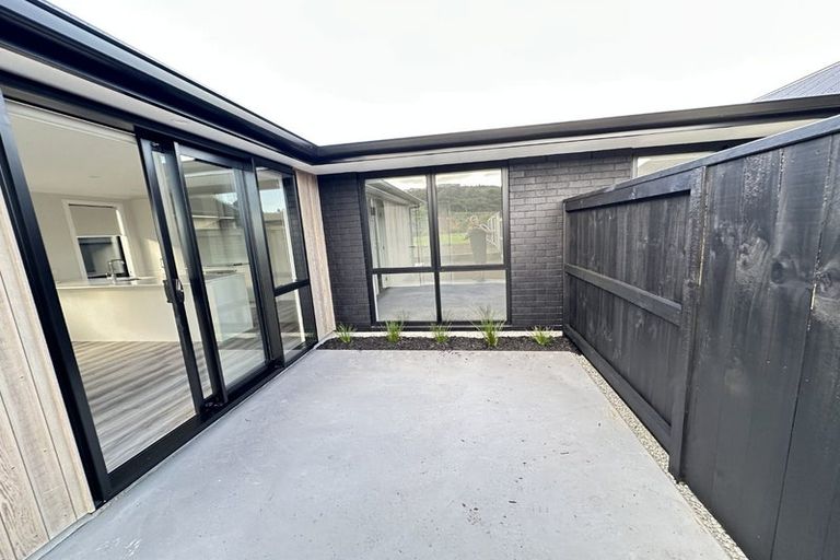 Photo of property in 109b Awataha Crescent, Pyes Pa, Tauranga, 3173