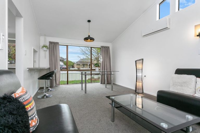 Photo of property in 44a Queen Street, Cambridge, 3434