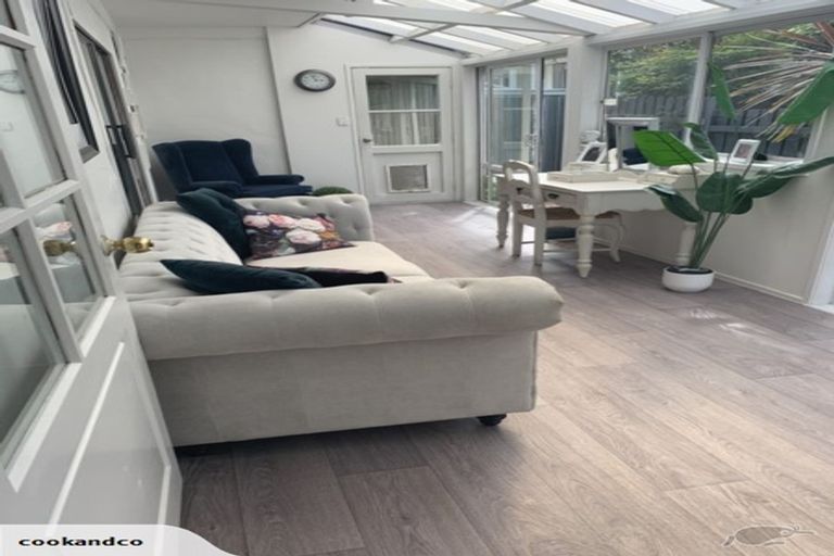 Photo of property in 52a Hatton Road, Orewa, 0931