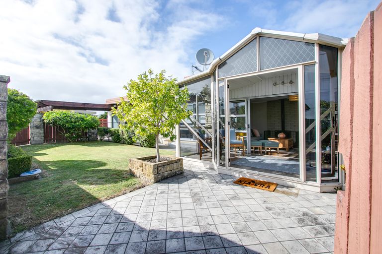 Photo of property in 132a Guppy Road, Taradale, Napier, 4112