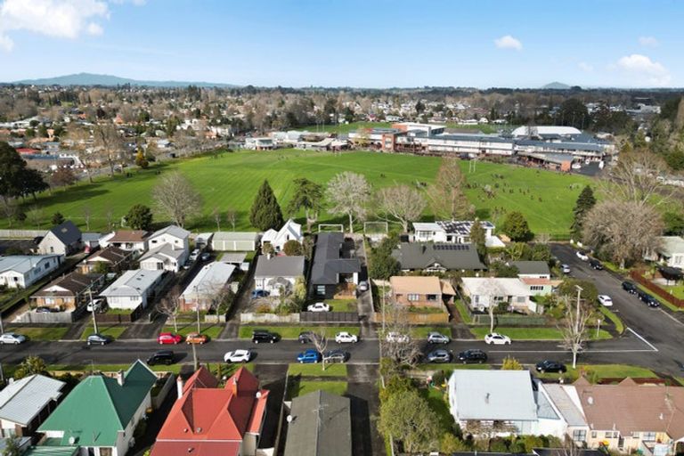 Photo of property in 1b Frances Street, Hamilton East, Hamilton, 3216