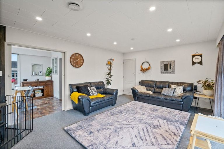 Photo of property in 1 Devon Street, Gore, 9710