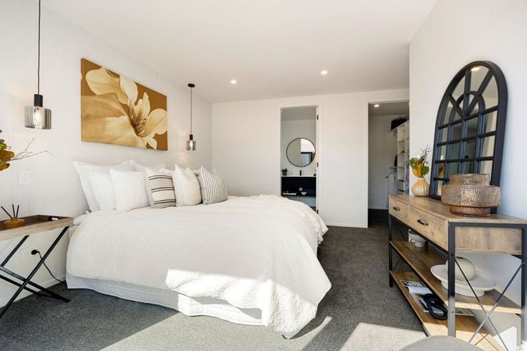 Photo of property in 37 Taahunui Rise, Peacocke, 3206