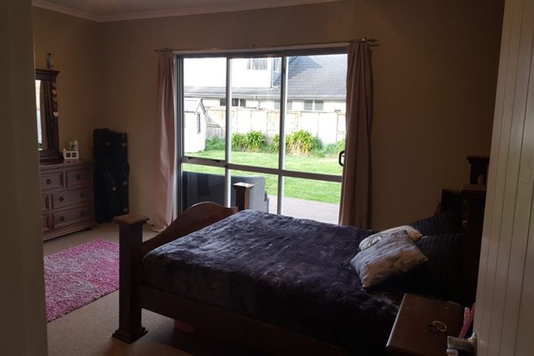 Photo of property in 73 Reading Street, Greytown, 5712