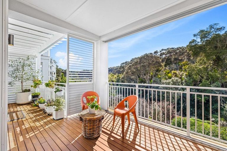 Photo of property in 90 Eaves Bush Parade, Orewa, 0931