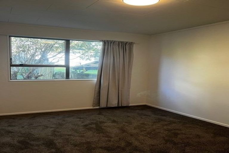 Photo of property in 6a Makatote Grove, Churton Park, Wellington, 6037