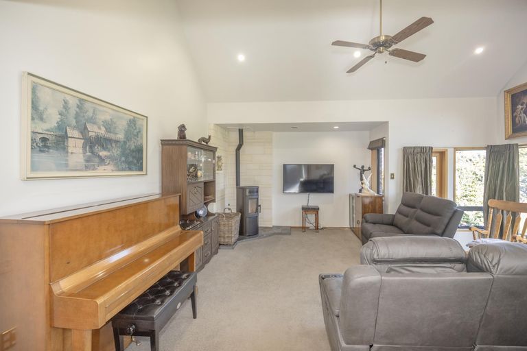 Photo of property in 22 Jessop Street, South Hill, Oamaru, 9400
