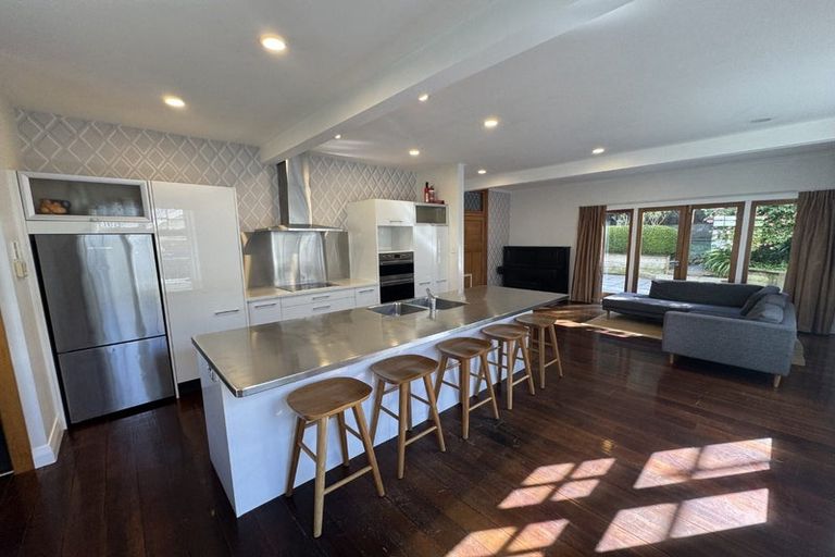 Photo of property in 14 Glen Road, Kelburn, Wellington, 6012