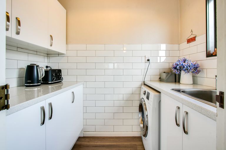 Photo of property in 132a Guppy Road, Taradale, Napier, 4112