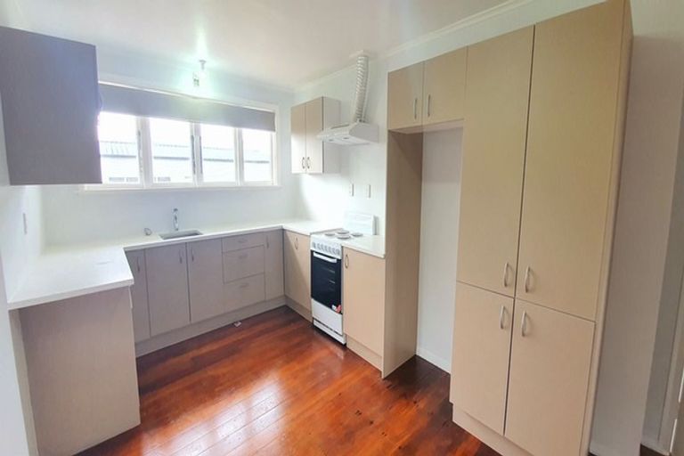 Photo of property in 1/35 Hill Crescent, Papakura, 2110
