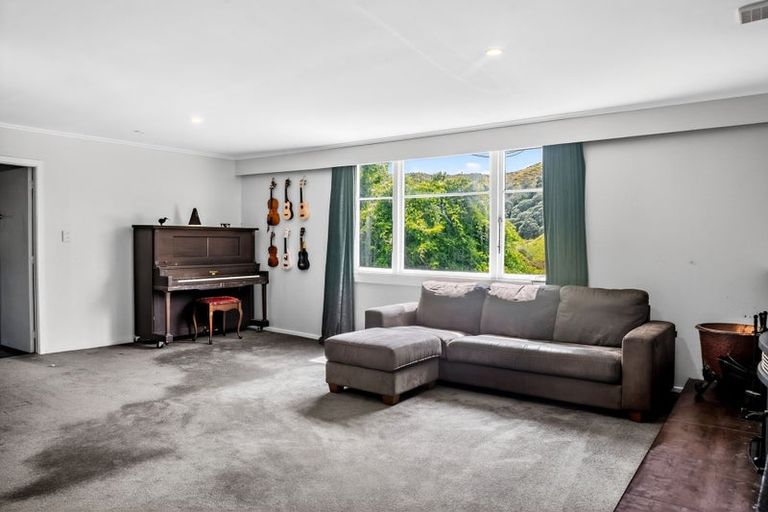 Photo of property in 822 Motukawa Road, Tarata, Inglewood, 4387