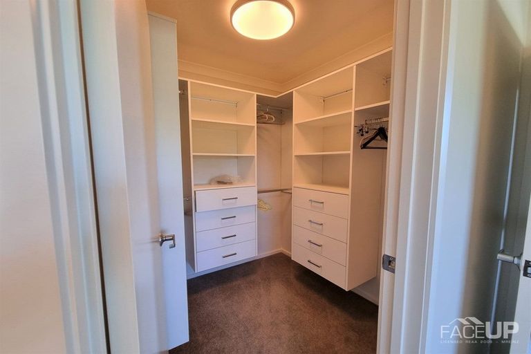 Photo of property in 10 Toheroa Street, Hobsonville, Auckland, 0616