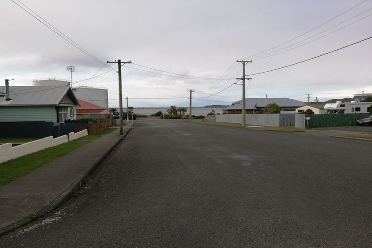 Photo of property in 9 Barrow Street, Bluff, 9814