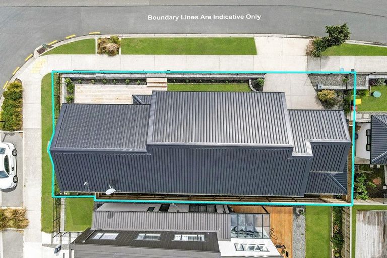 Photo of property in 2 Picnic Point Road, Hobsonville, Auckland, 0616