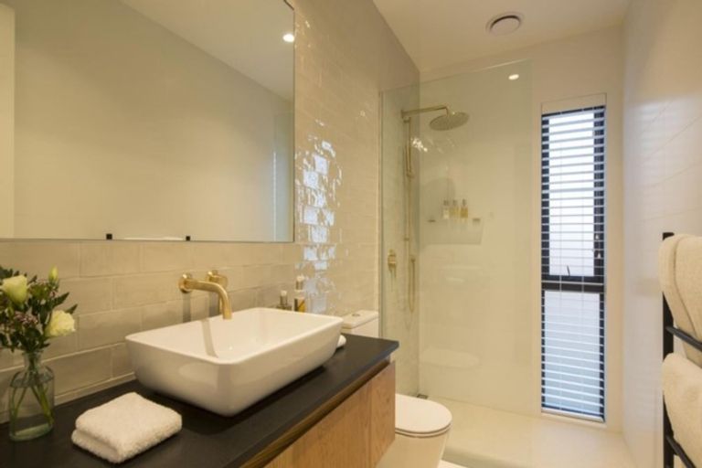 Photo of property in 27/u2 Panorama Terrace, Queenstown, 9300