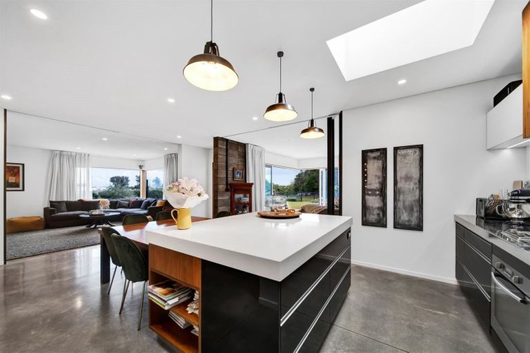 Photo of property in 6 Williams Avenue, Hawera, 4610