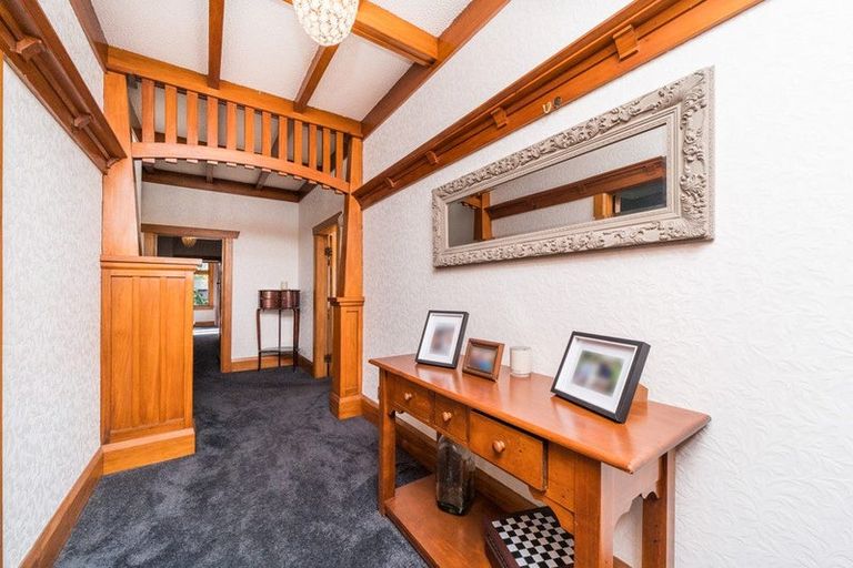 Photo of property in 116 Heretaunga Street, Palmerston North, 4414
